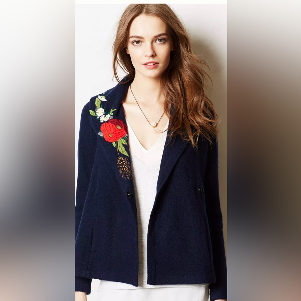 Angel Of The North Anthropologie Winter Harvest Sweater floral embroidery size M